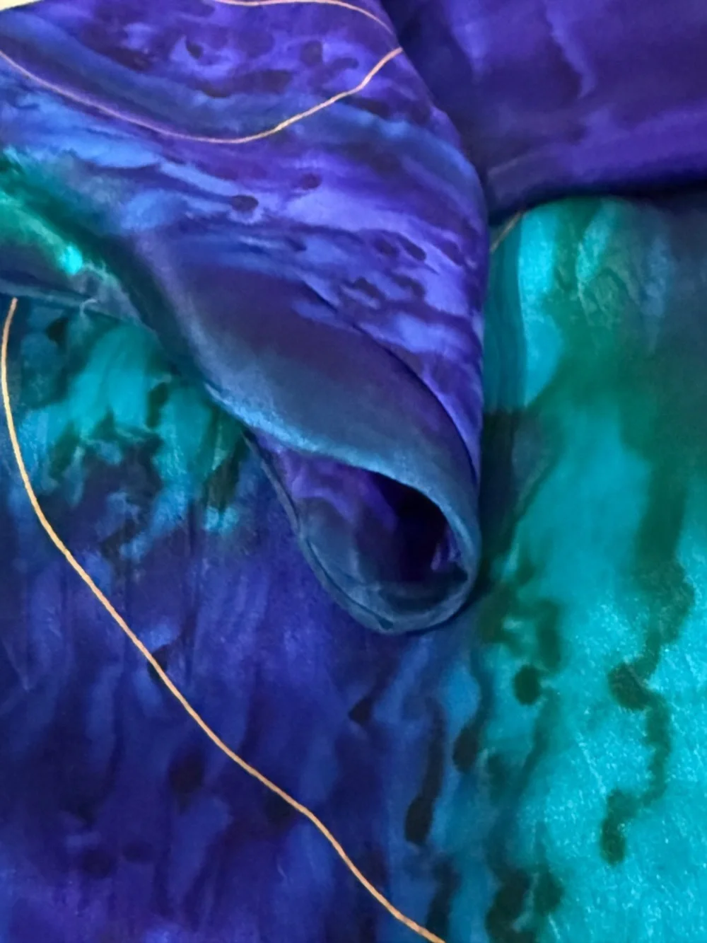 Unbranded Vibrant Blue-Green Scarf with Gold Accent. No tags. 60”X11”.